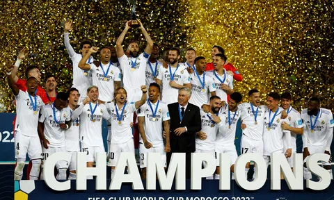 Real Madrid chạm mốc 100 cúp: Người cha vĩ đại Ancelotti