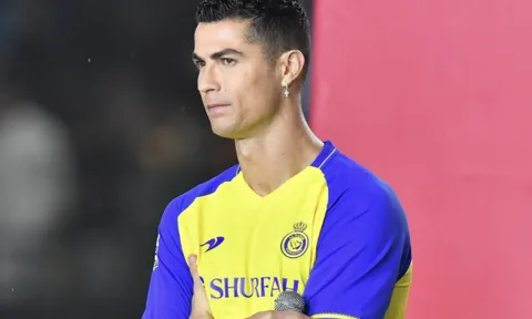 Real Madrid nhiều lần từ chối chiêu mộ Ronaldo