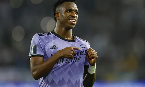 Real Madrid vào chung kết Cúp thế giới: Nụ cười Vinicius