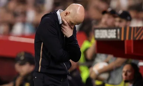 Real Madrid vừa khiến Ten Hag đau đầu