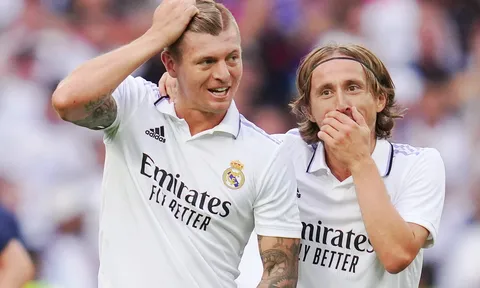 Real thắng trận, Ancelotti lên tiếng về Kroos và Modric