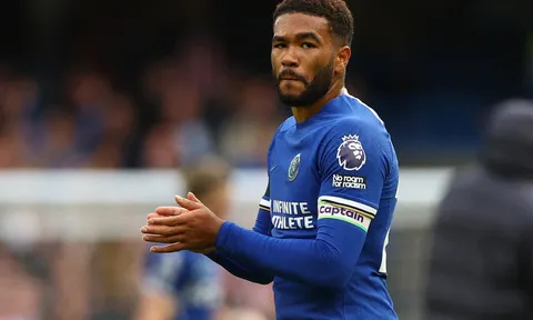 Pochettino nói rõ về chiếc thẻ đỏ của Reece James