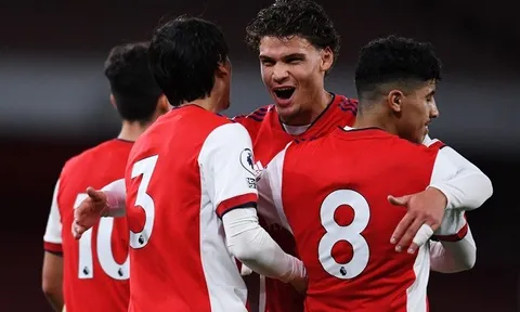 Arsenal muốn đưa sao trẻ đi 'du học'