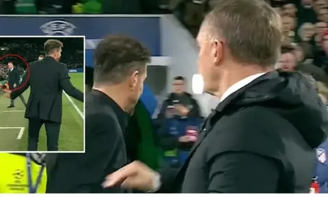 Diego Simeone từ chối bắt tay Brendan Rogers