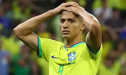 Tottenham nhận tin sốc về Richarlison