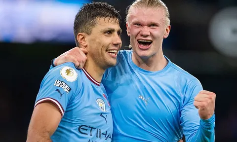 Rodri trách khéo Haaland sau cú ăn ba của Man City