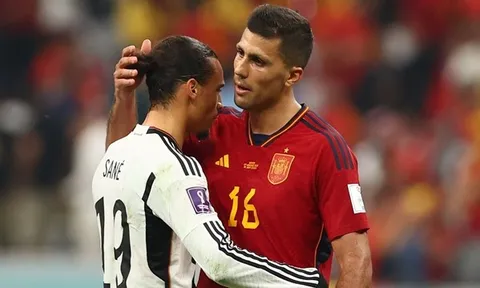 Rodri không sai, nhưng HLV Enrique đã sai
