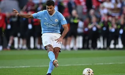Rodri mang lại lời cảnh báo cho Man City