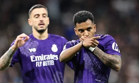 Rodrygo lập cú đúp, Real hơn Barca 8 điểm