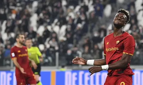 Mourinho: "Roma xứng đáng có chiến thắng nhưng lại thua"