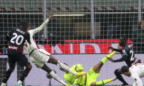 Đội trưởng Milan: "Chúng tôi thật ngu ngốc"