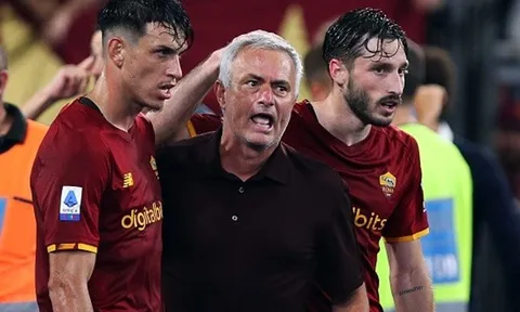 Roma gặp Juventus: Thử thách cực đại dành cho Mourinho