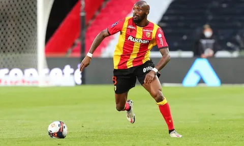 Romano chốt khả năng Man City đón tân binh tháng Giêng