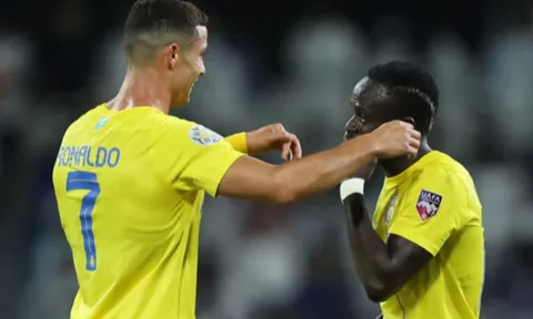 Ronaldo lập hattrick, Al-Nassr hủy diệt đối thủ