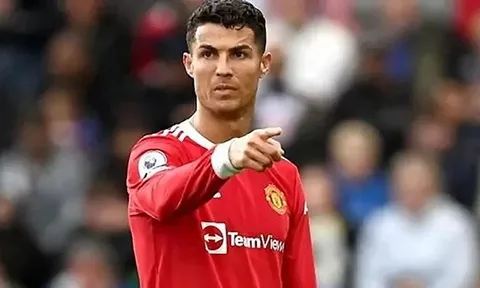'Cậu ấy không đeo băng đội trưởng nhưng đã cống hiến tất cả cho M.U'