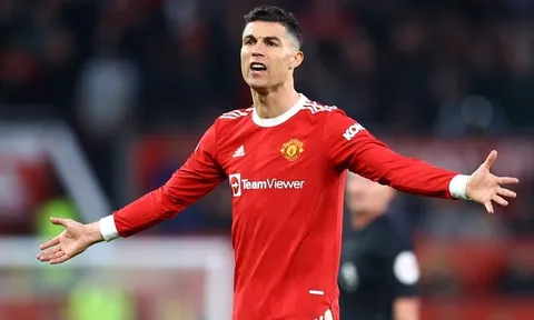 Nhà Glazer ra phán quyết vụ Ronaldo