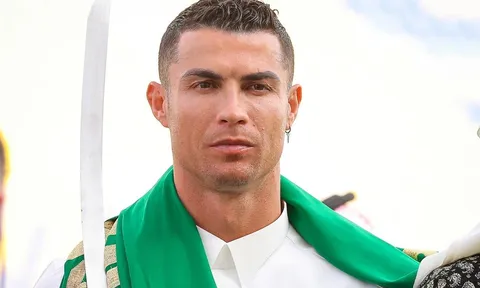 Ronaldo có được nhận huy chương nếu MU vô địch?