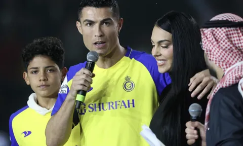 Ronaldo có được sống cùng bạn gái ở Saudi Arabia?