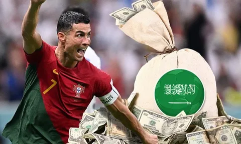 Bến đỗ mới sắp công bố Ronaldo, lộ thời điểm đá trận ra mắt