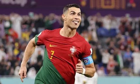 Ronaldo đi vào lịch sử, Bồ Đào Nha thắng ở trận cầu đỉnh cao