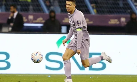 Ronaldo đoạt giải Cầu thủ hay nhất Tây Á tháng 2