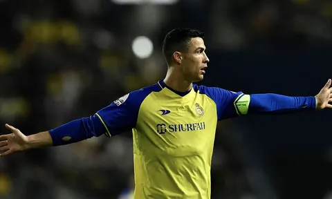 Ronaldo đổi kế hoạch, giải nghệ sau ngày hội lớn nhất hành tinh