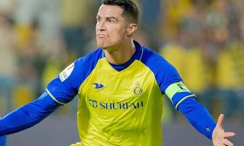 Ronaldo ghi bàn trở lại sau 3 trận tịt ngòi