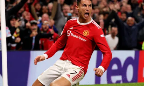 Ronaldo gửi thông điệp cho NHM Man Utd sau trận thắng Atalanta