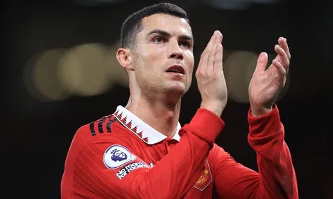 "Ronaldo sẽ mãi là huyền thoại với người hâm mộ M.U"