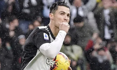 Sao Man City mong đội nhà có được tinh thần chiến đấu như Ronaldo