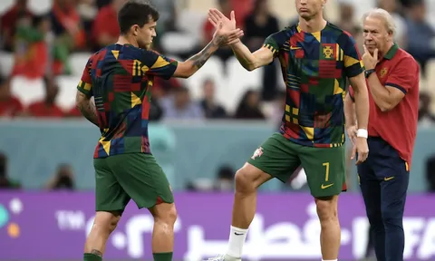 Ronaldo: "Tất cả đều là dối trá"