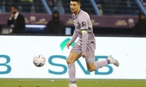 Ronaldo thu về bao nhiêu tiền cho mỗi phút ở Al Nassr