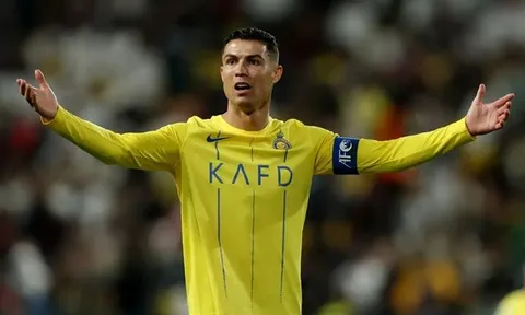 Ronaldo tiếp tục bị tra tấn