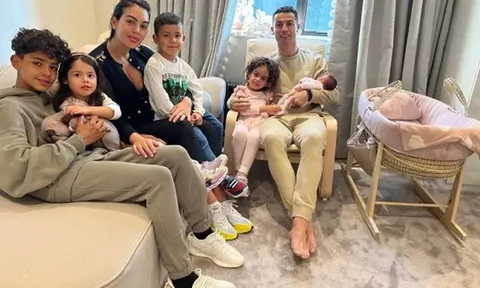 Ronaldo tố Man Utd thiếu đồng cảm