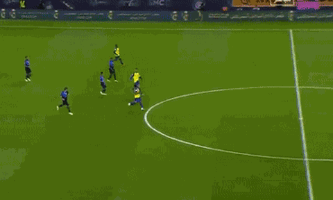 Ronaldo trả giá vì hành động nóng nảy