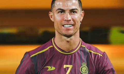Ronaldo xoa dịu CĐV Saudi Arabia