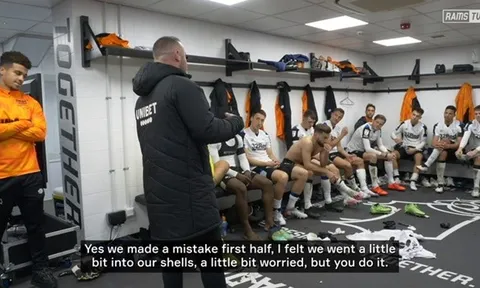 Rooney 'team talk' sau trận thắng Bournemouth