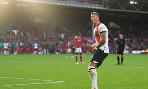 Ross Barkley mang đến những gì Kobbie Mainoo cần