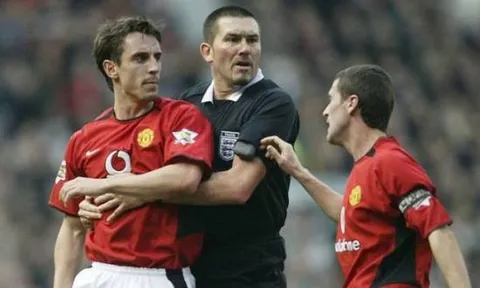 "Roy Keane là HLV, Gary Neville là trợ lý"