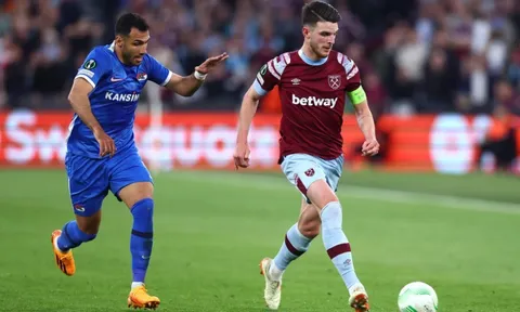 Ruddock vận động chữ ký 100 triệu gia nhập Liverpool, kế nghiệp Gerrard