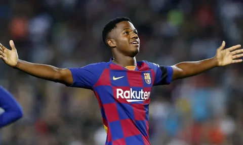 Arsenal, Tottenham tăm tia thần đồng Barcelona
