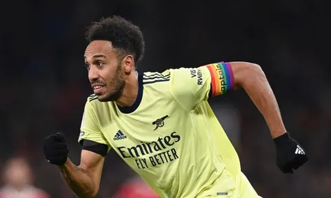 'Aubameyang gây ra vấn đề cho Arteta'
