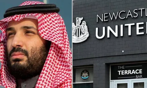 2 HLV đầu tiên từ chối Newcastle United