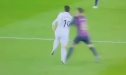 Gavi đánh nguội cầu thủ Real Madrid