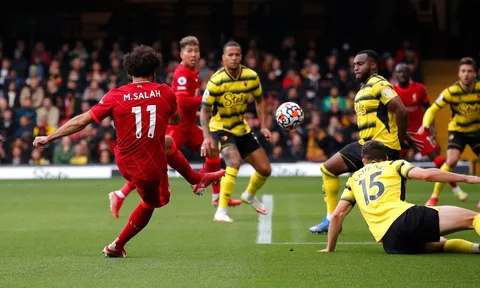 Người đại diện của Salah đàm phán hợp đồng 500.000 bảng với Liverpool