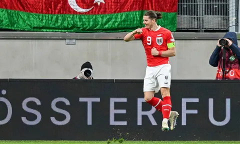 Man Utd đón cú sốc Marcel Sabitzer