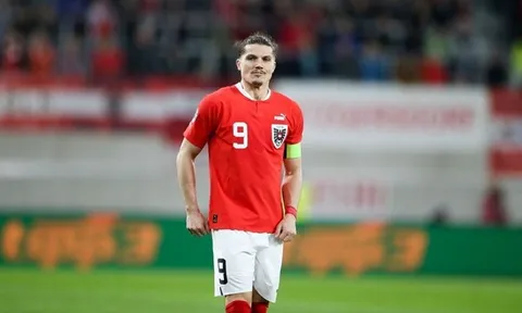 Sabitzer gửi "báo động đỏ" cho Eriksen