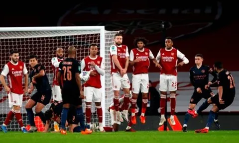 Sai lầm bước ngoặt, Arsenal thua tan nát trước Man City