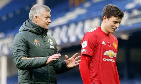 Sai lầm của Solskjaer đã khiến Man Utd phải trả giá trước Leicester