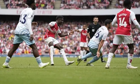 Người thắng, kẻ thua sau trận Arsenal 2-1 Nottingham Forest